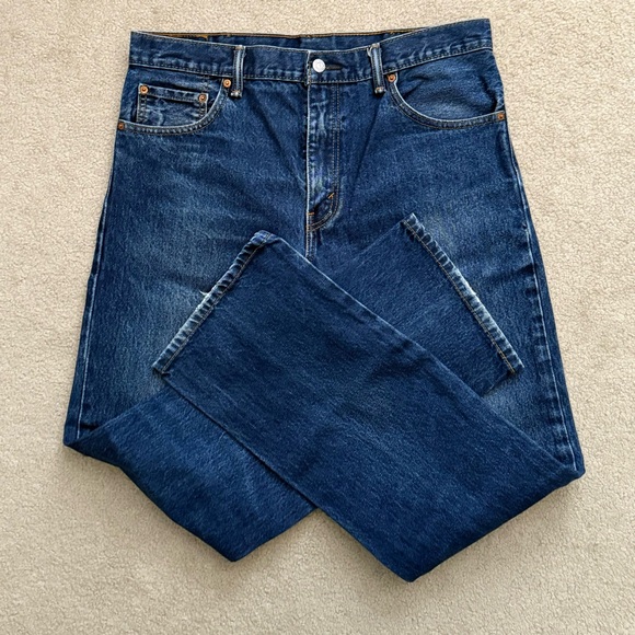 Levi’s Modern 517 Bootcut Rigid Dark Wash Jeans / Lesotho - Picture 5 of 8